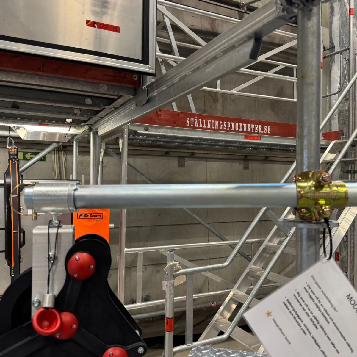 Materialvinsch med Automatiskt stopp<Leachs Outlet