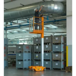 Pelarlift 4,95m Hel Elektrisk<AXOLIFT New