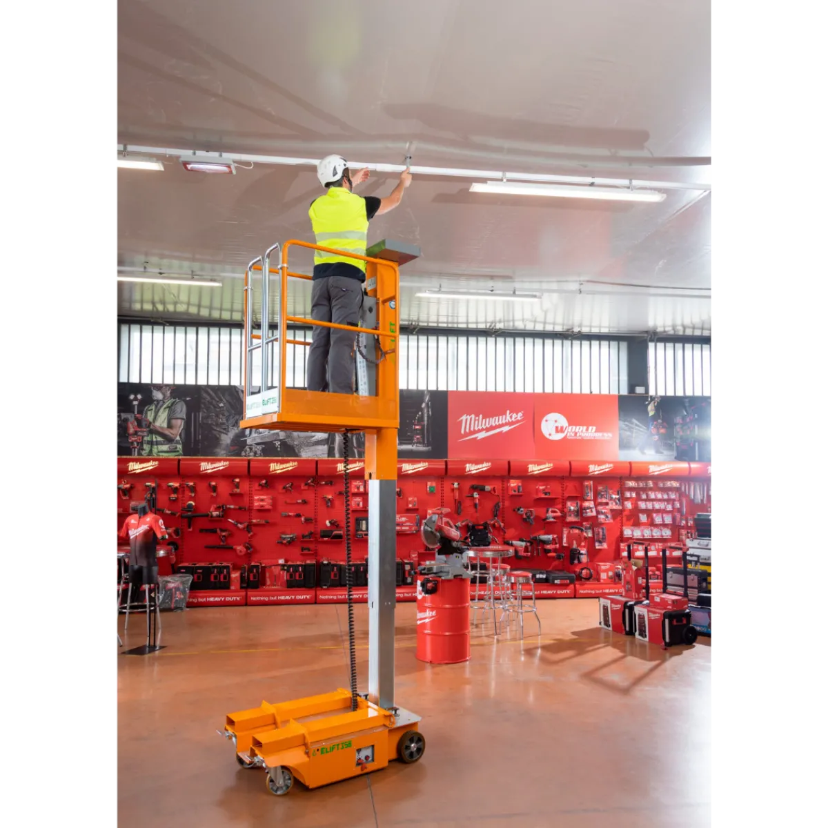 Pelarlift 4,95m Hel Elektrisk<AXOLIFT New