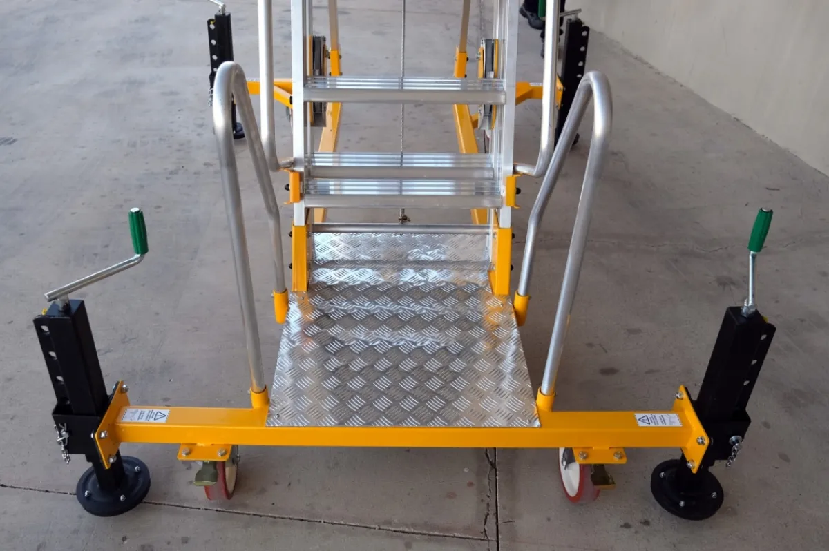 Plattformstrappa Justerbar 4-6m<SP PRO