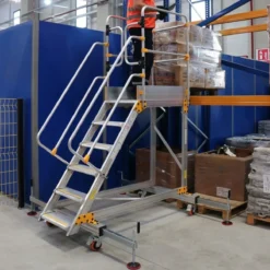 Plattformstrappa med stabilisator<SP PRO Sale