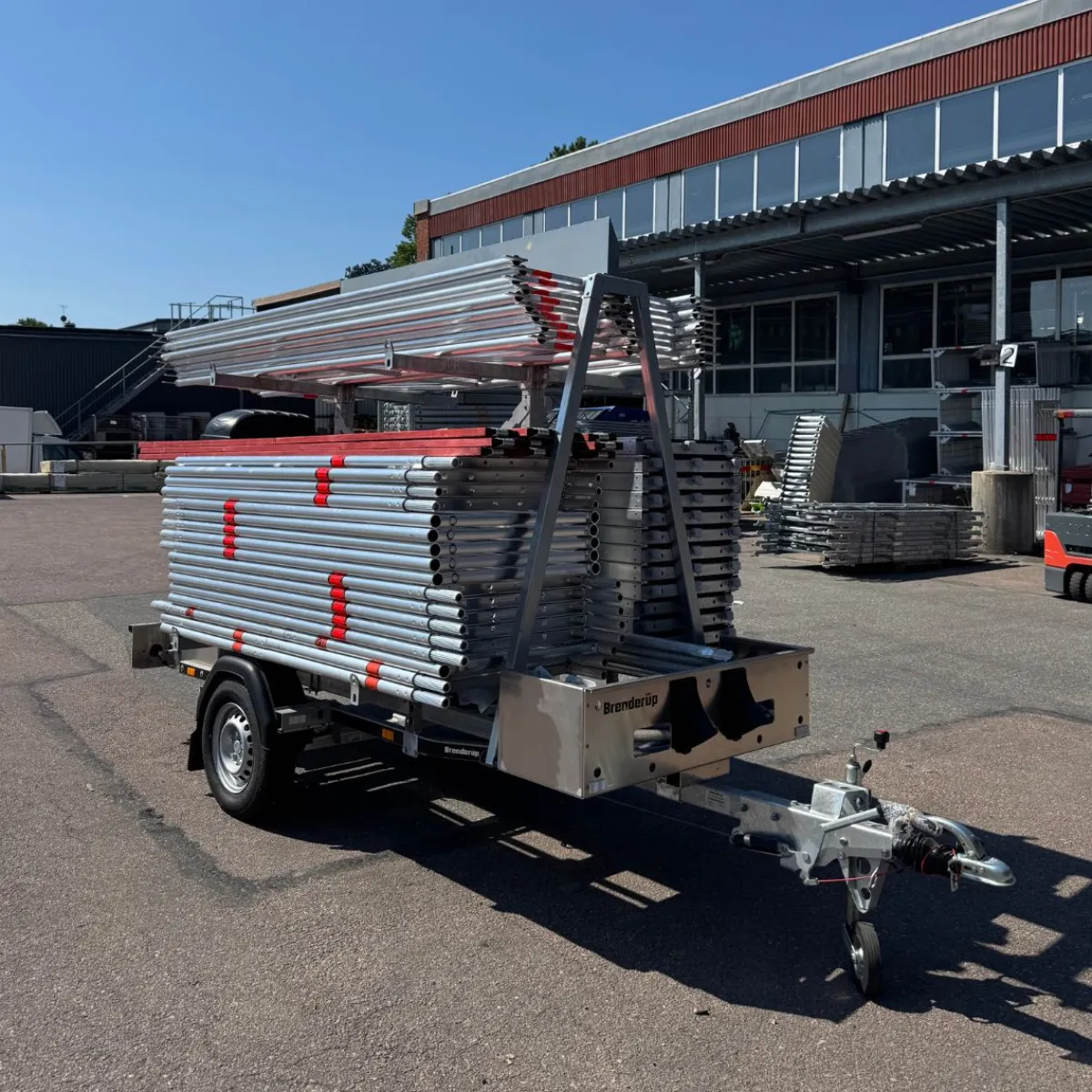 Ställningstrailer med 120m² Villapaket Ram Alu<MJ-Gerust Online