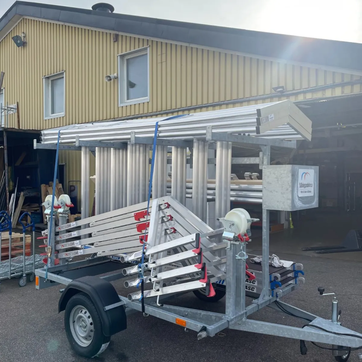 Ställningstrailer med SGS + Rullställning<ASC Clearance