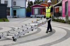 Utskjutsstege med plattform<SP PRO